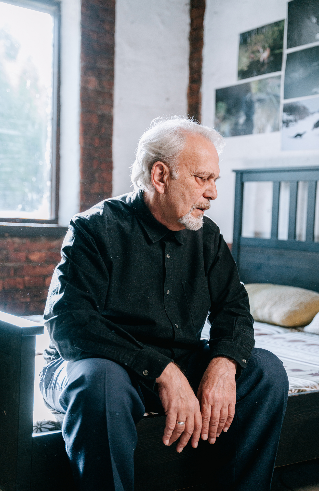 c diff clinical trial - Older gentleman experiencing discomfort